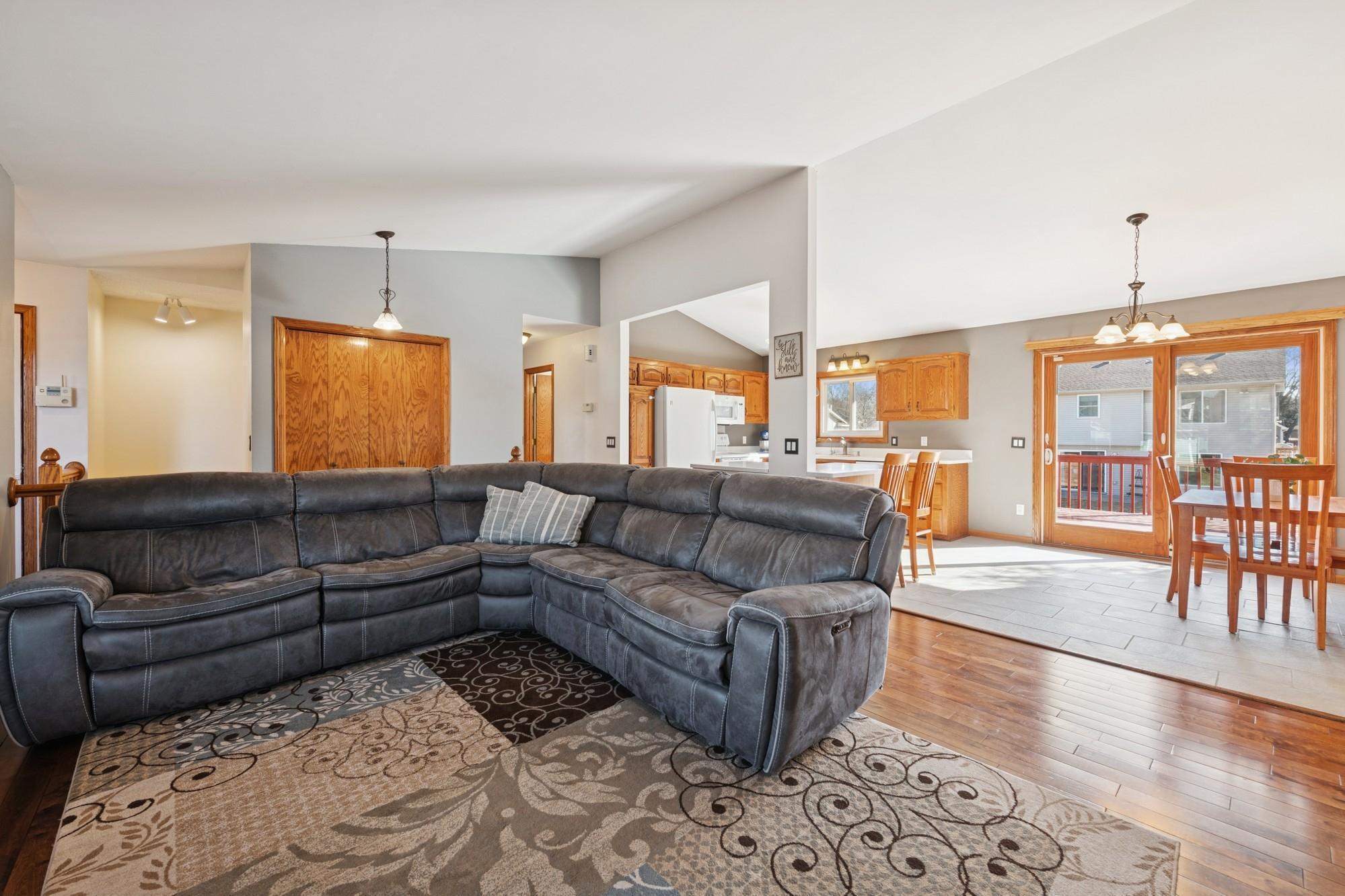 14788 Covington Avenue, Rosemount, Minnesota image 2