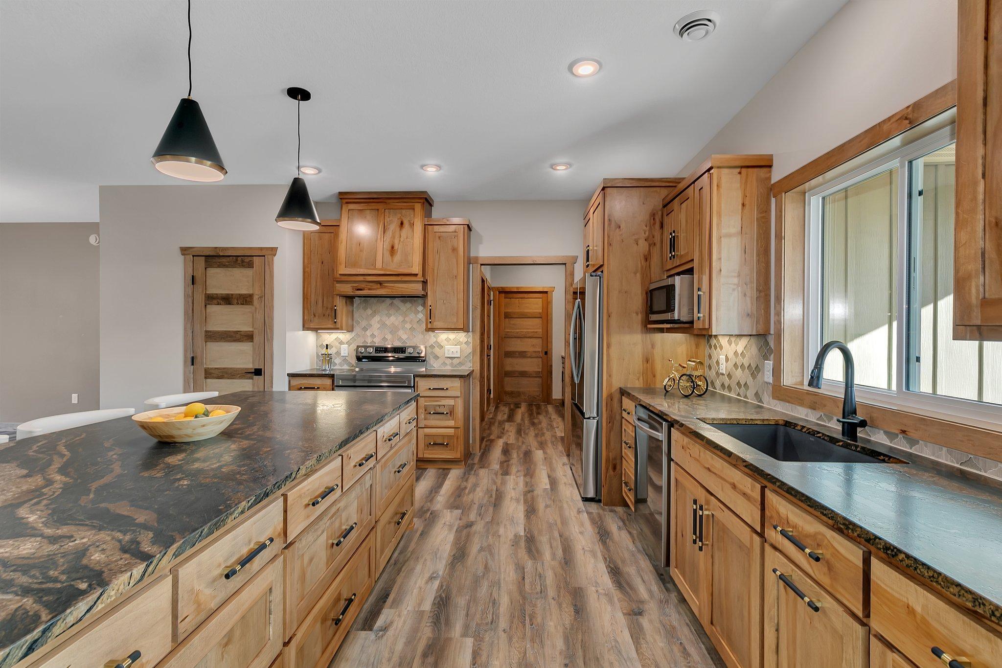 2011 Forest Court, Saint Cloud, Minnesota image 4