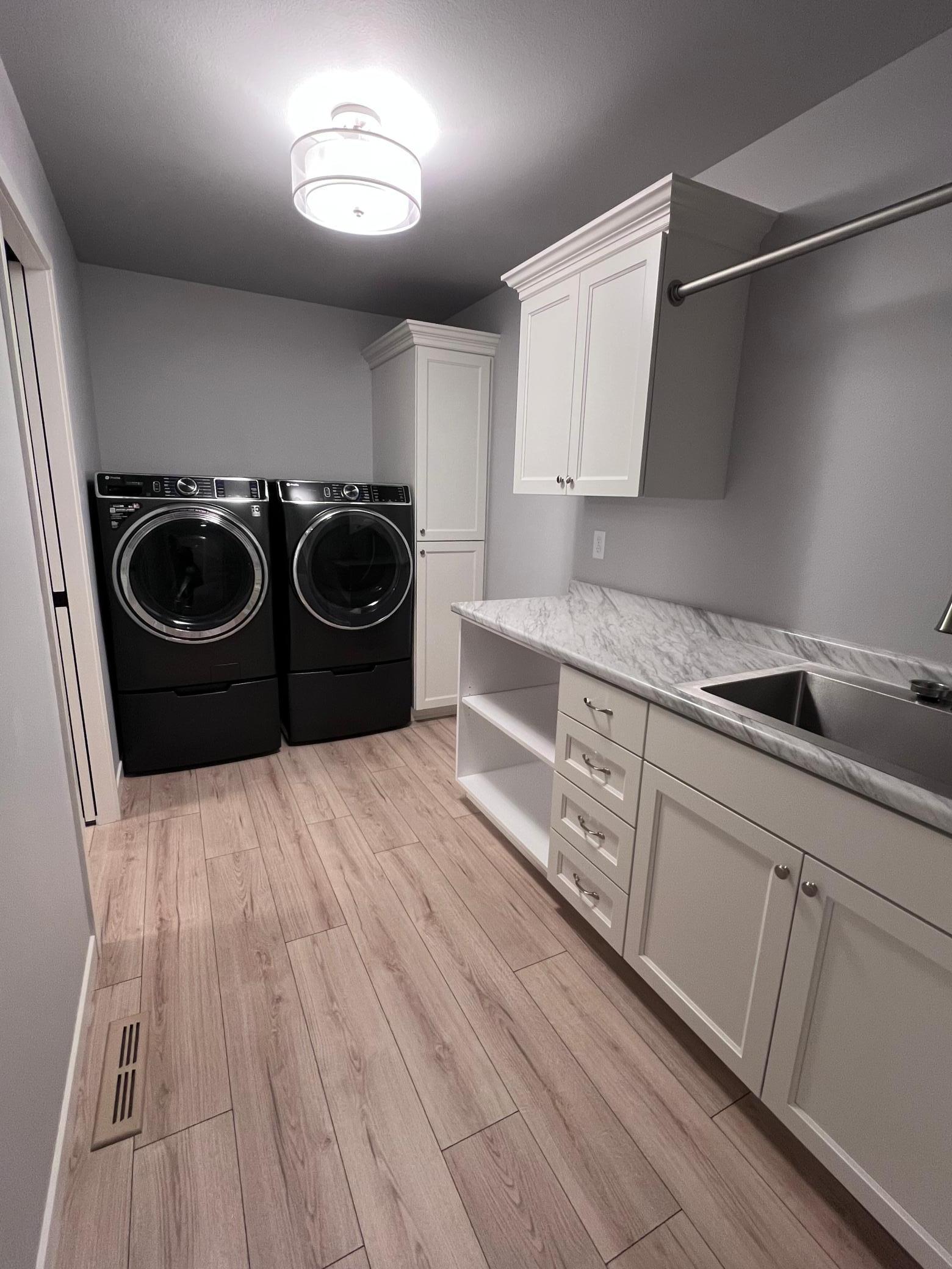 Horace, North Dakota 58047, United States, 6 Bedrooms Bedrooms, ,4 BathroomsBathrooms,Residential,Pending,254940