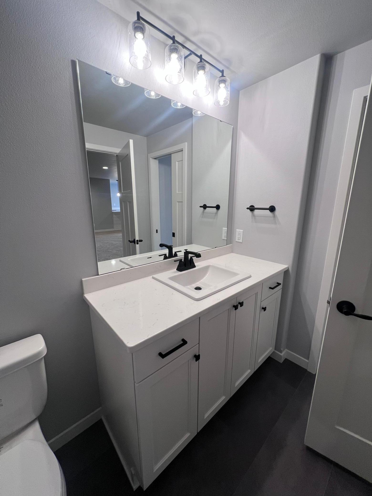 Horace, North Dakota 58047, United States, 6 Bedrooms Bedrooms, ,4 BathroomsBathrooms,Residential,Pending,254940