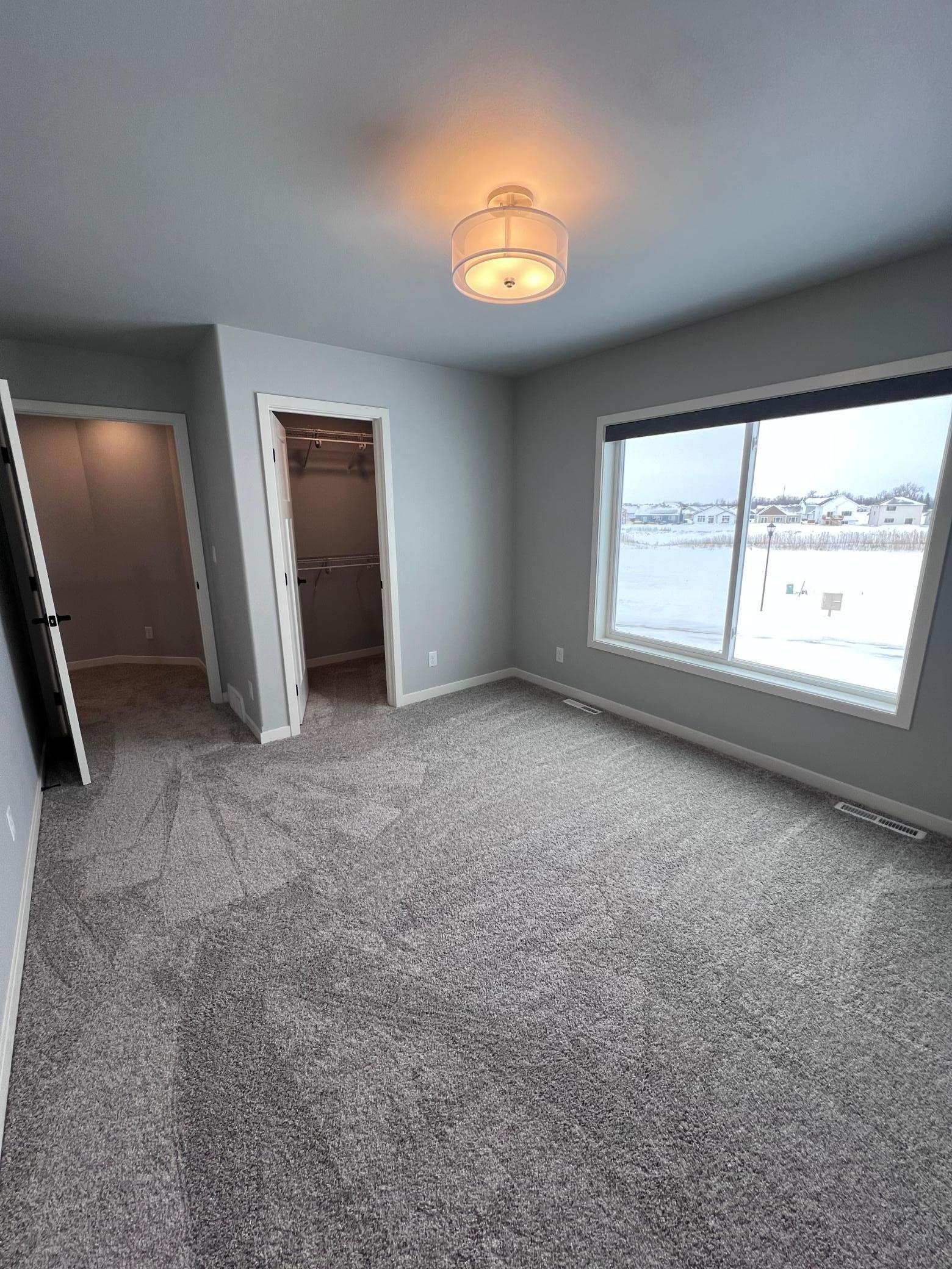 Horace, North Dakota 58047, United States, 6 Bedrooms Bedrooms, ,4 BathroomsBathrooms,Residential,Pending,254940