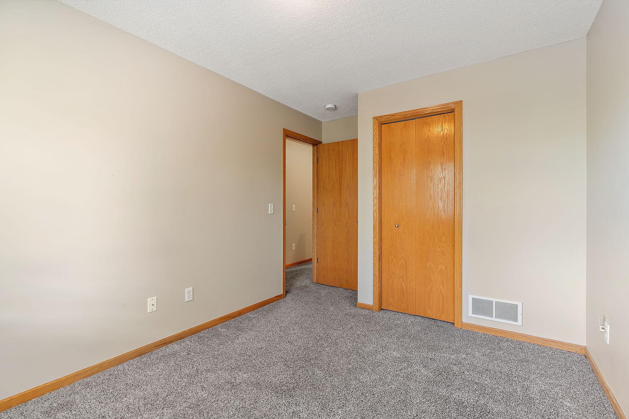 10773 Tamarack Circle, Coon Rapids, Minnesota image 13