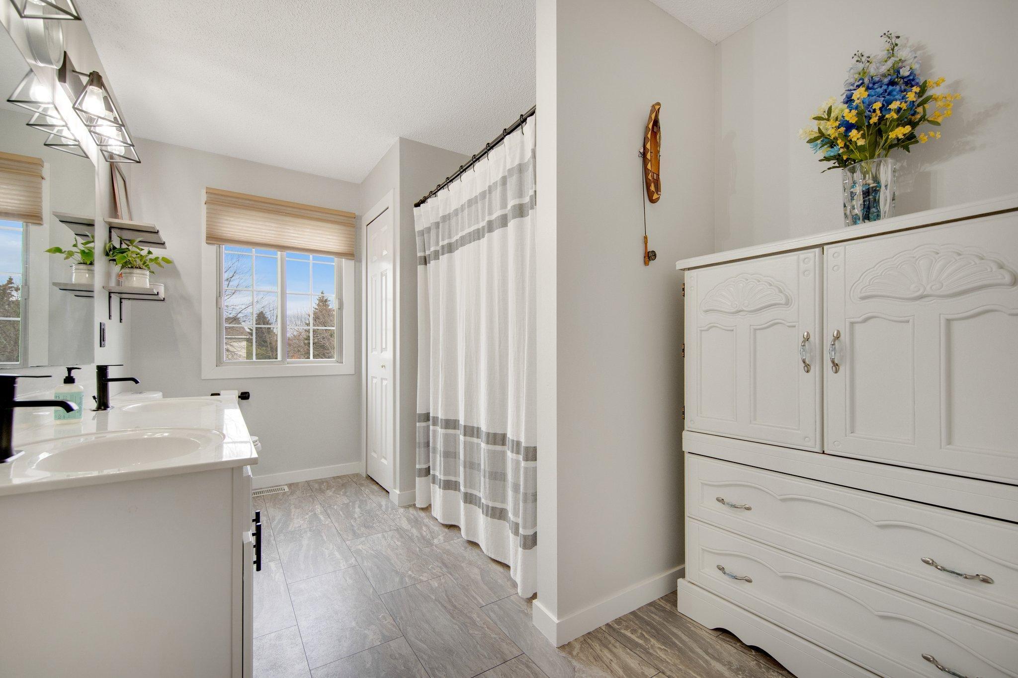 13050 Europa Trail Way #F, Hugo, Minnesota image 10