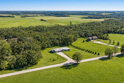 Homes For Sale - 57618 205th Avenue<br/> Wabasha County, Plainview, MN 55964