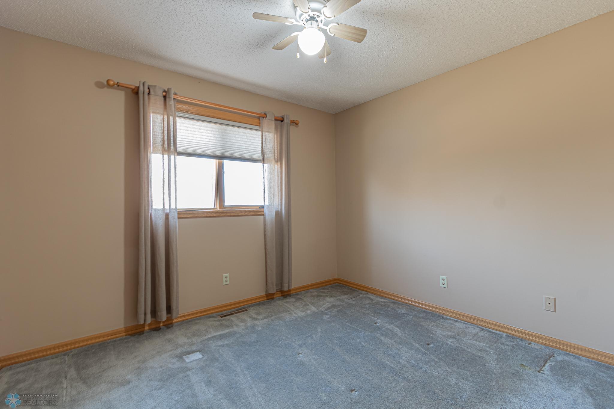 West Fargo, North Dakota 58078, United States, 4 Bedrooms Bedrooms, ,4 BathroomsBathrooms,Residential,Active,92592