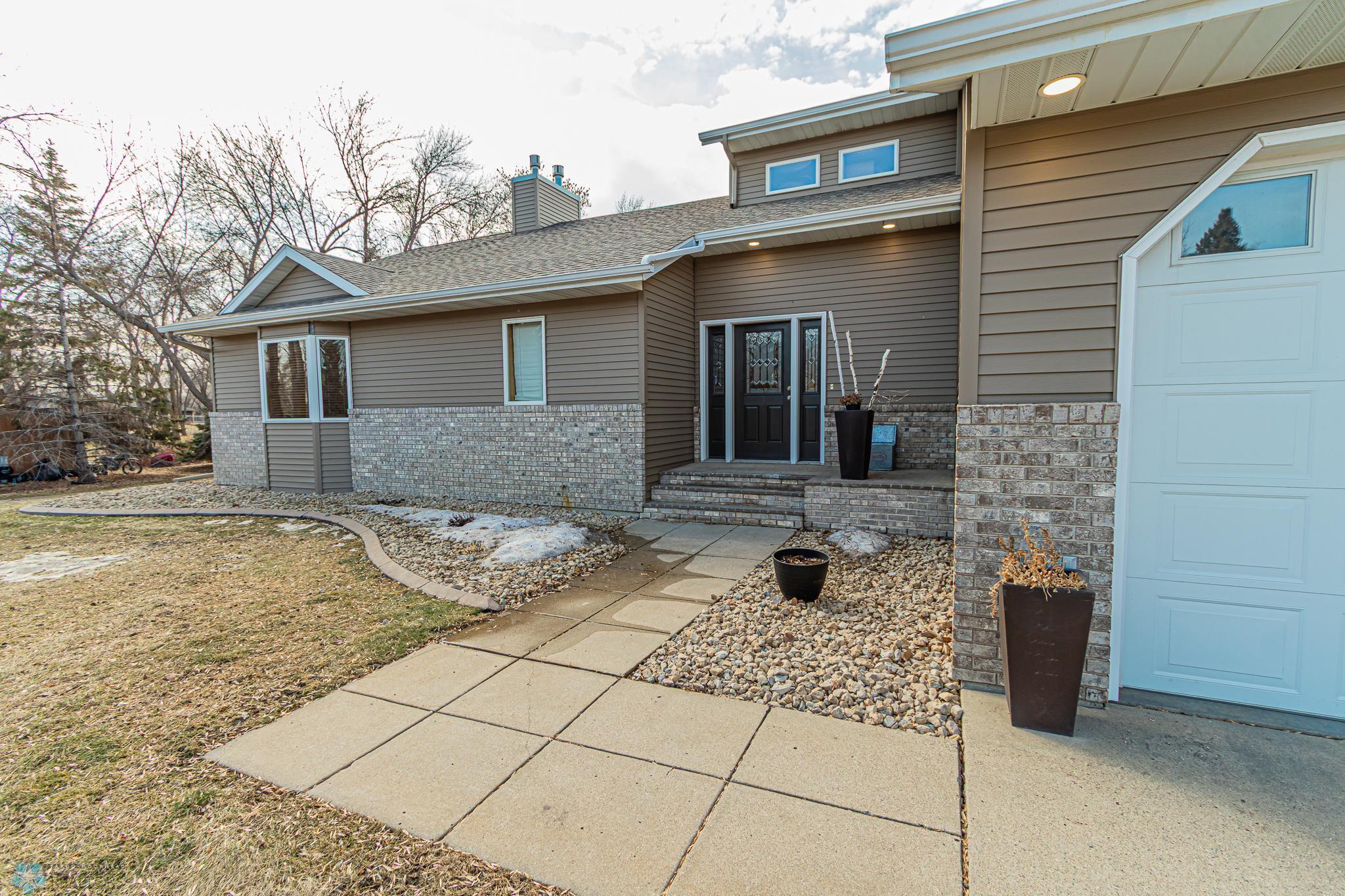 West Fargo, North Dakota 58078, United States, 4 Bedrooms Bedrooms, ,4 BathroomsBathrooms,Residential,Active,92592