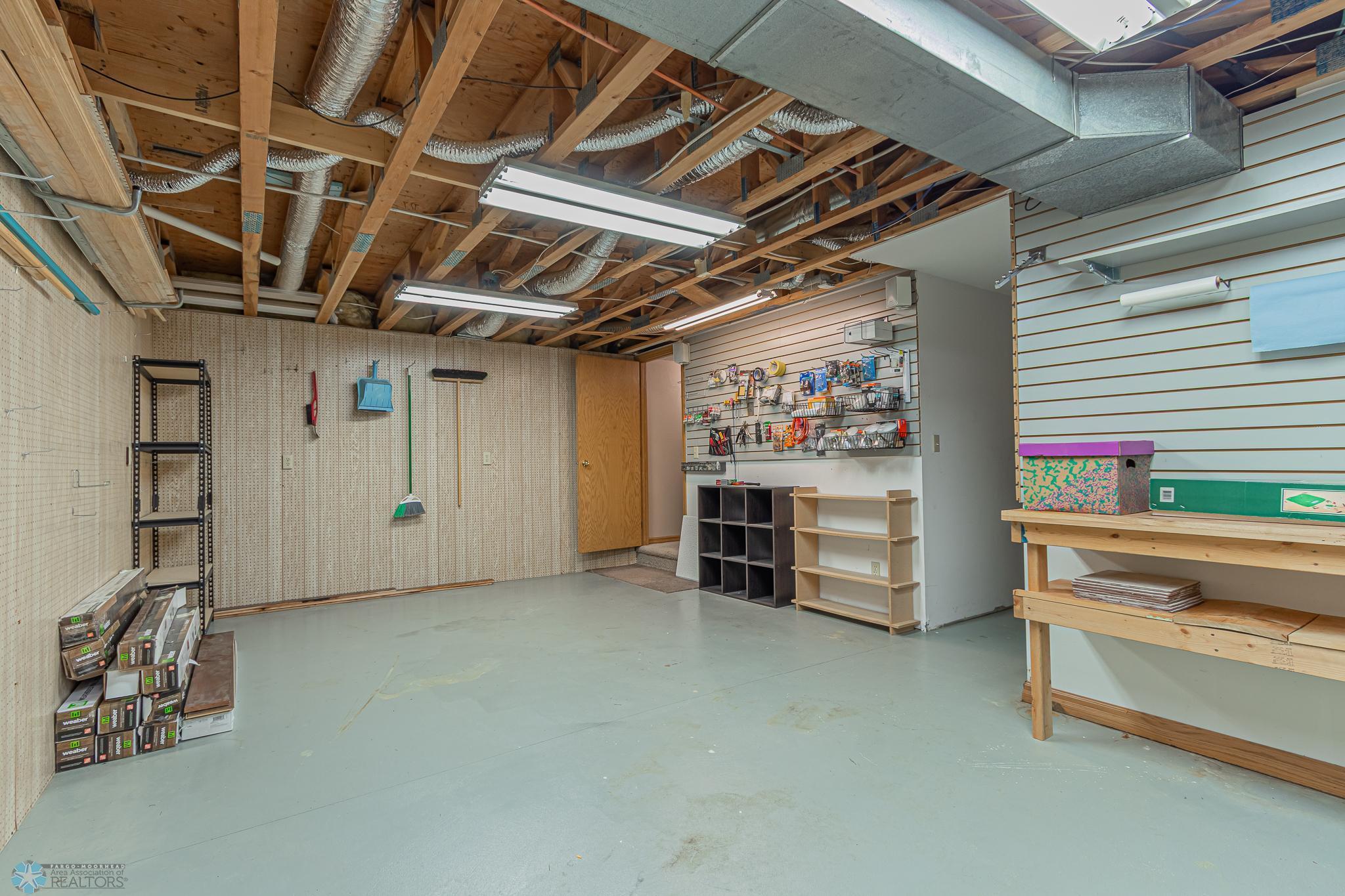 West Fargo, North Dakota 58078, United States, 4 Bedrooms Bedrooms, ,4 BathroomsBathrooms,Residential,Active,92592