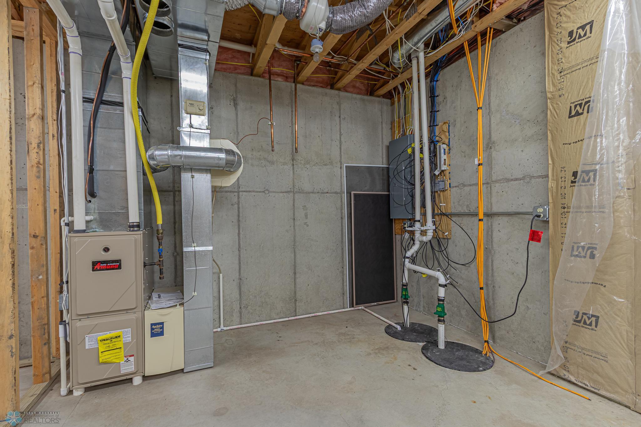 West Fargo, North Dakota 58078, United States, 4 Bedrooms Bedrooms, ,4 BathroomsBathrooms,Residential,Active,92592