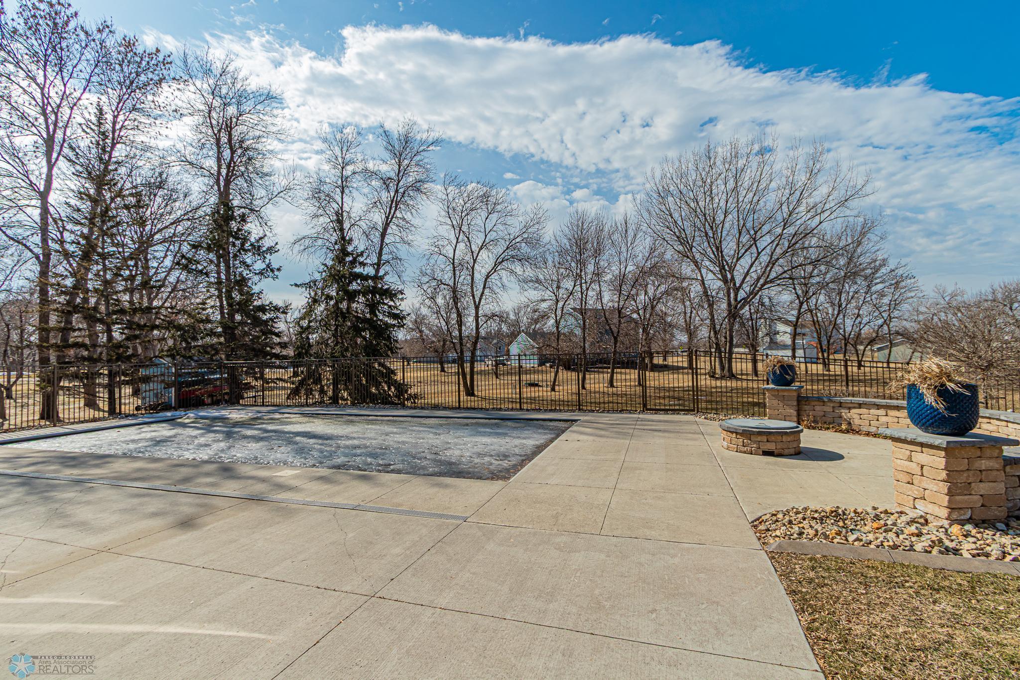 West Fargo, North Dakota 58078, United States, 4 Bedrooms Bedrooms, ,4 BathroomsBathrooms,Residential,Active,92592