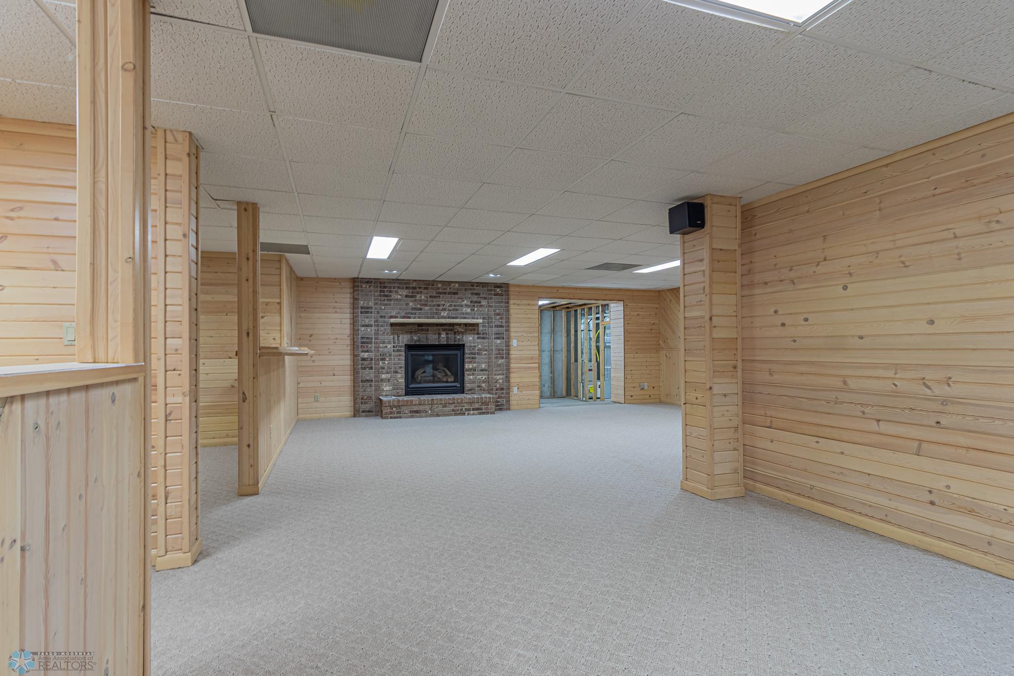 West Fargo, North Dakota 58078, United States, 4 Bedrooms Bedrooms, ,4 BathroomsBathrooms,Residential,Active,92592