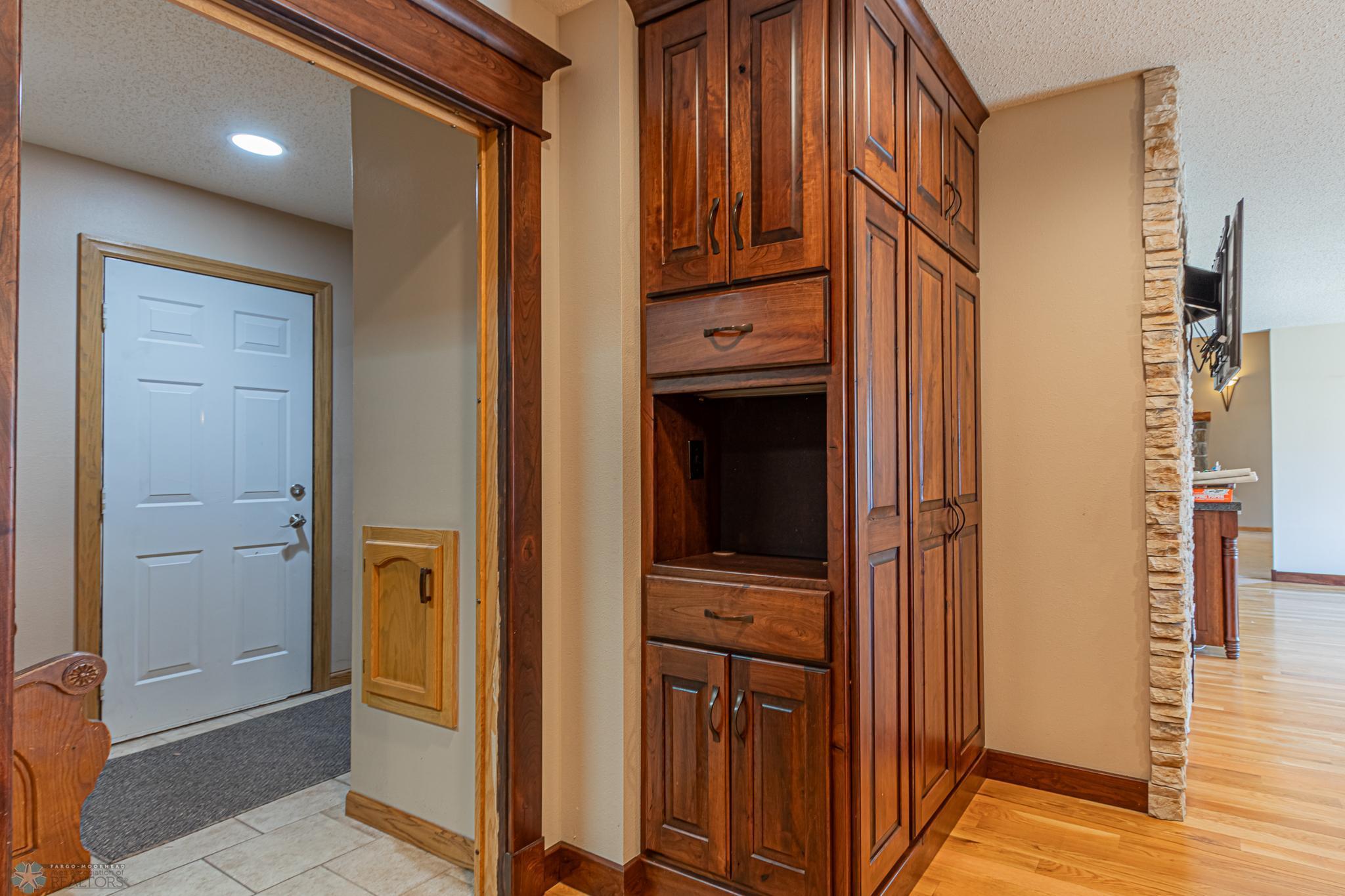 West Fargo, North Dakota 58078, United States, 4 Bedrooms Bedrooms, ,4 BathroomsBathrooms,Residential,Active,92592