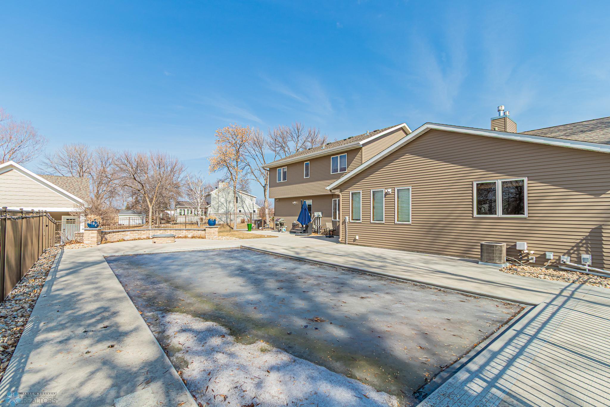 West Fargo, North Dakota 58078, United States, 4 Bedrooms Bedrooms, ,4 BathroomsBathrooms,Residential,Active,92592