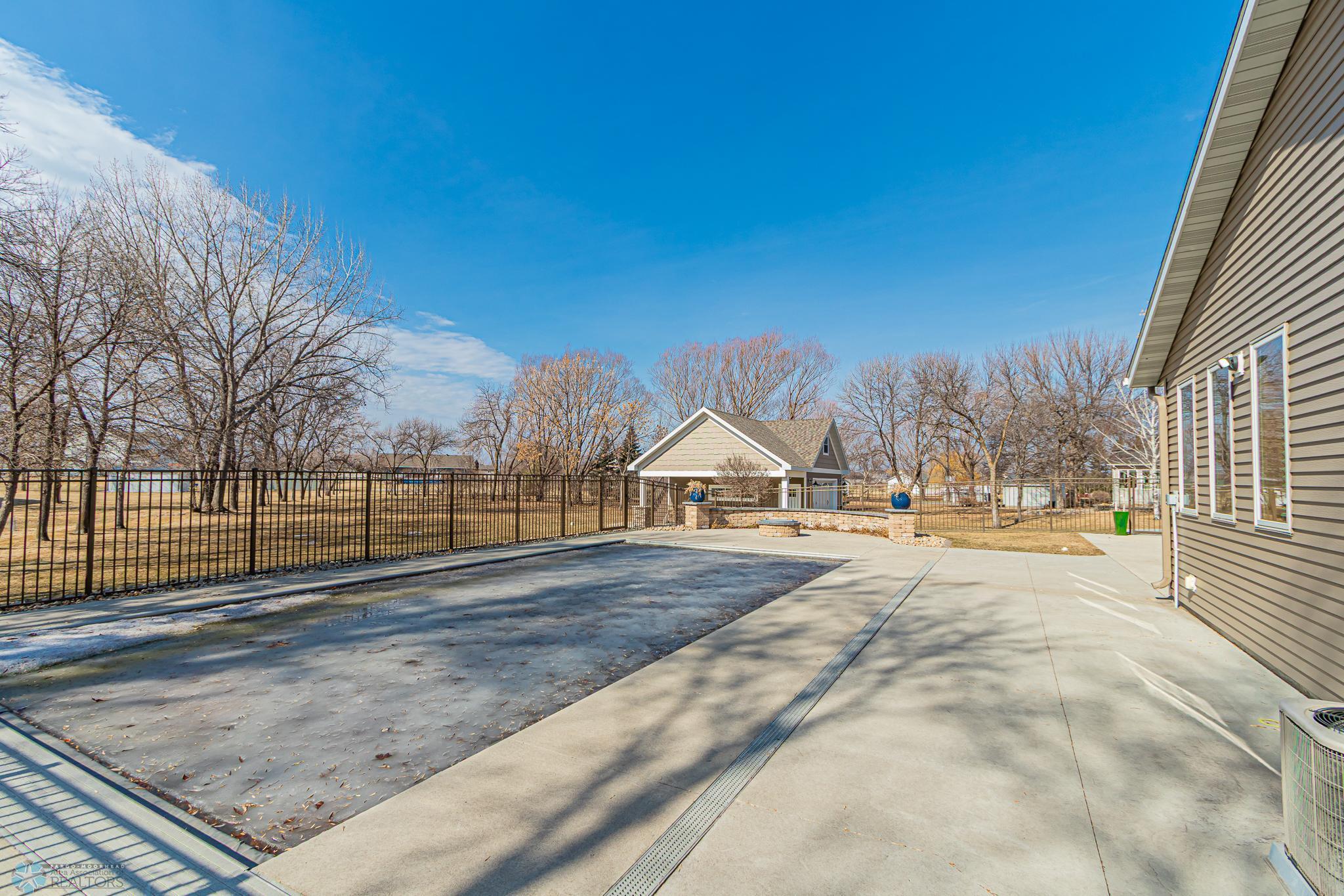 West Fargo, North Dakota 58078, United States, 4 Bedrooms Bedrooms, ,4 BathroomsBathrooms,Residential,Active,92592