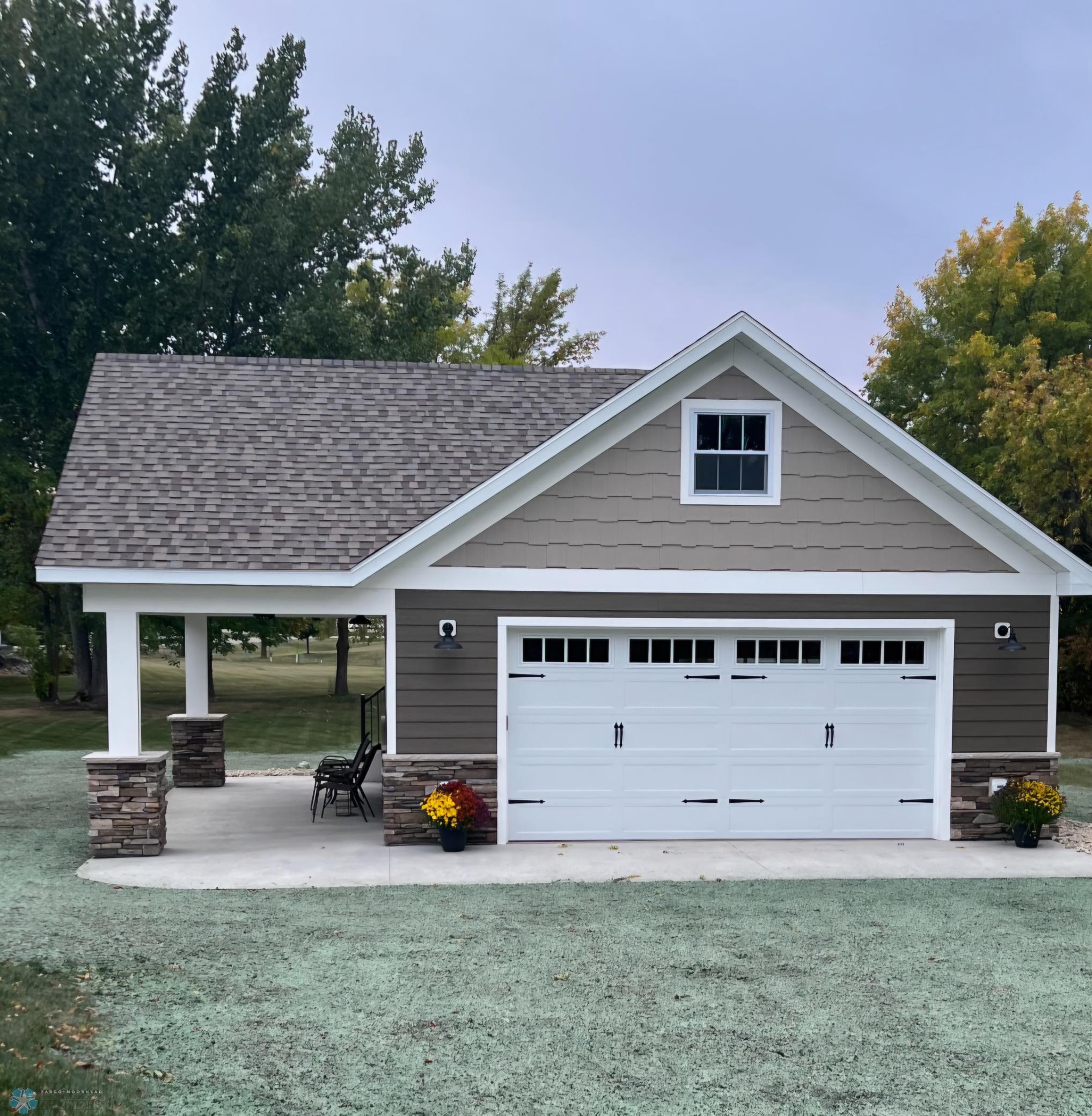 West Fargo, North Dakota 58078, United States, 4 Bedrooms Bedrooms, ,4 BathroomsBathrooms,Residential,Active,92592