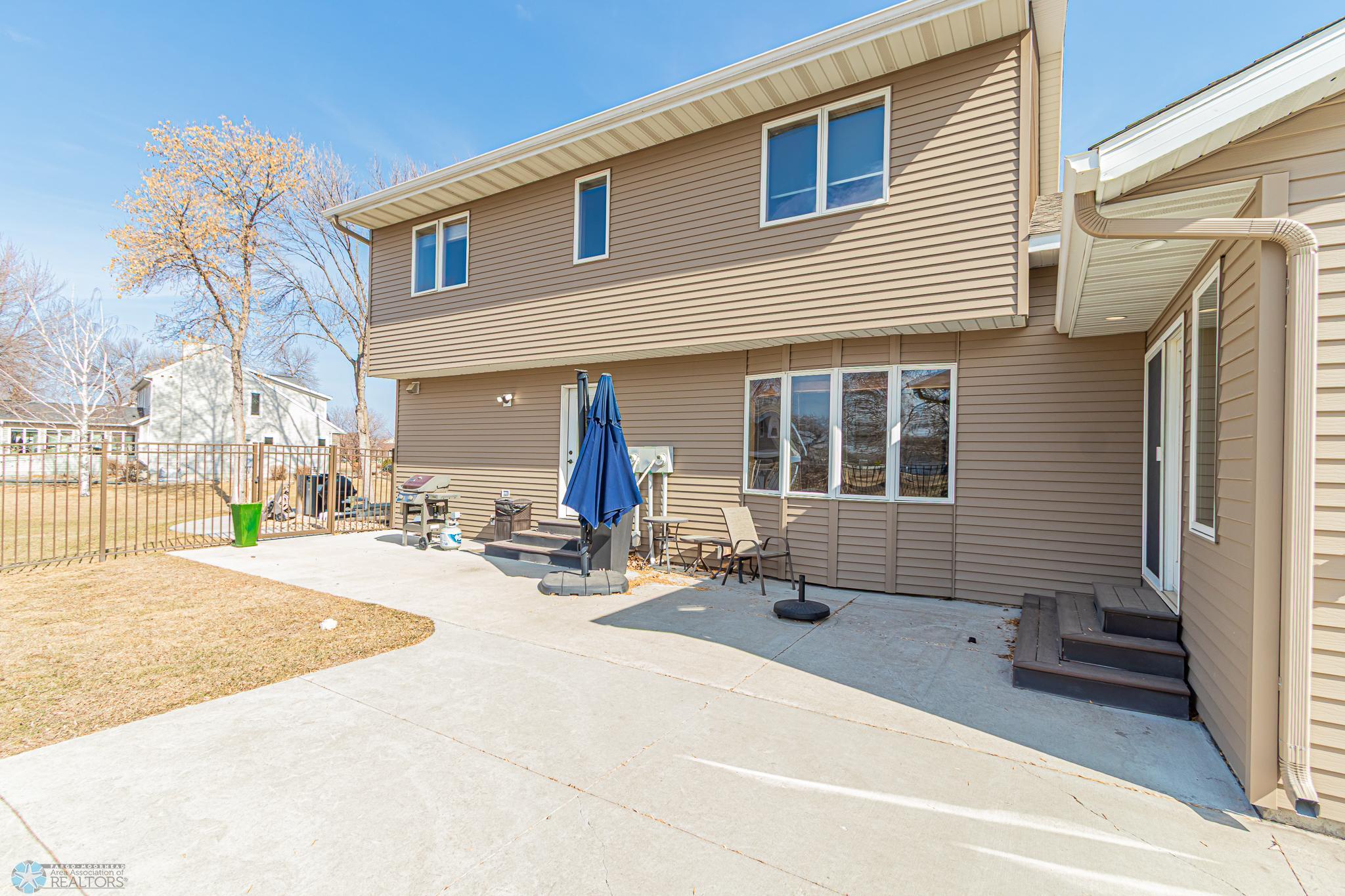 West Fargo, North Dakota 58078, United States, 4 Bedrooms Bedrooms, ,4 BathroomsBathrooms,Residential,Active,92592