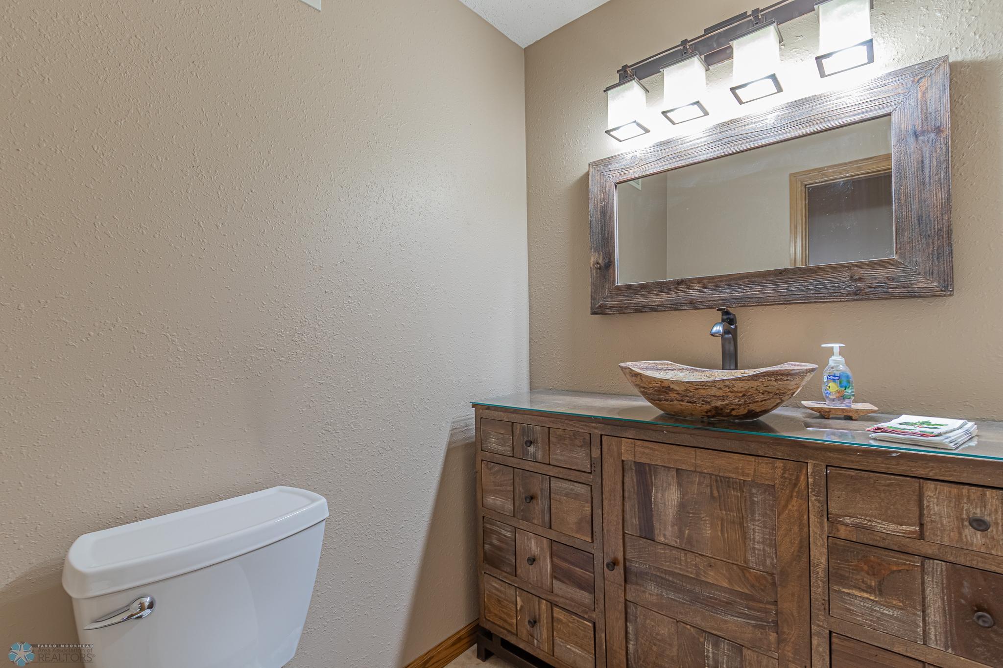 West Fargo, North Dakota 58078, United States, 4 Bedrooms Bedrooms, ,4 BathroomsBathrooms,Residential,Active,92592