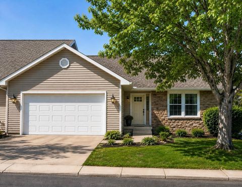 Townhouse For Sale - 1130 Shumway Court<br/> Rice County, Faribault, MN 55021