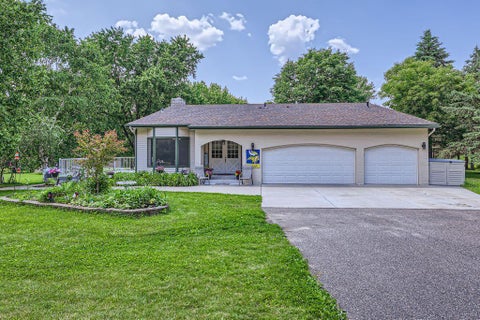 Homes For Sale - 14890 Country Road<br/> Rogers, MN 55374