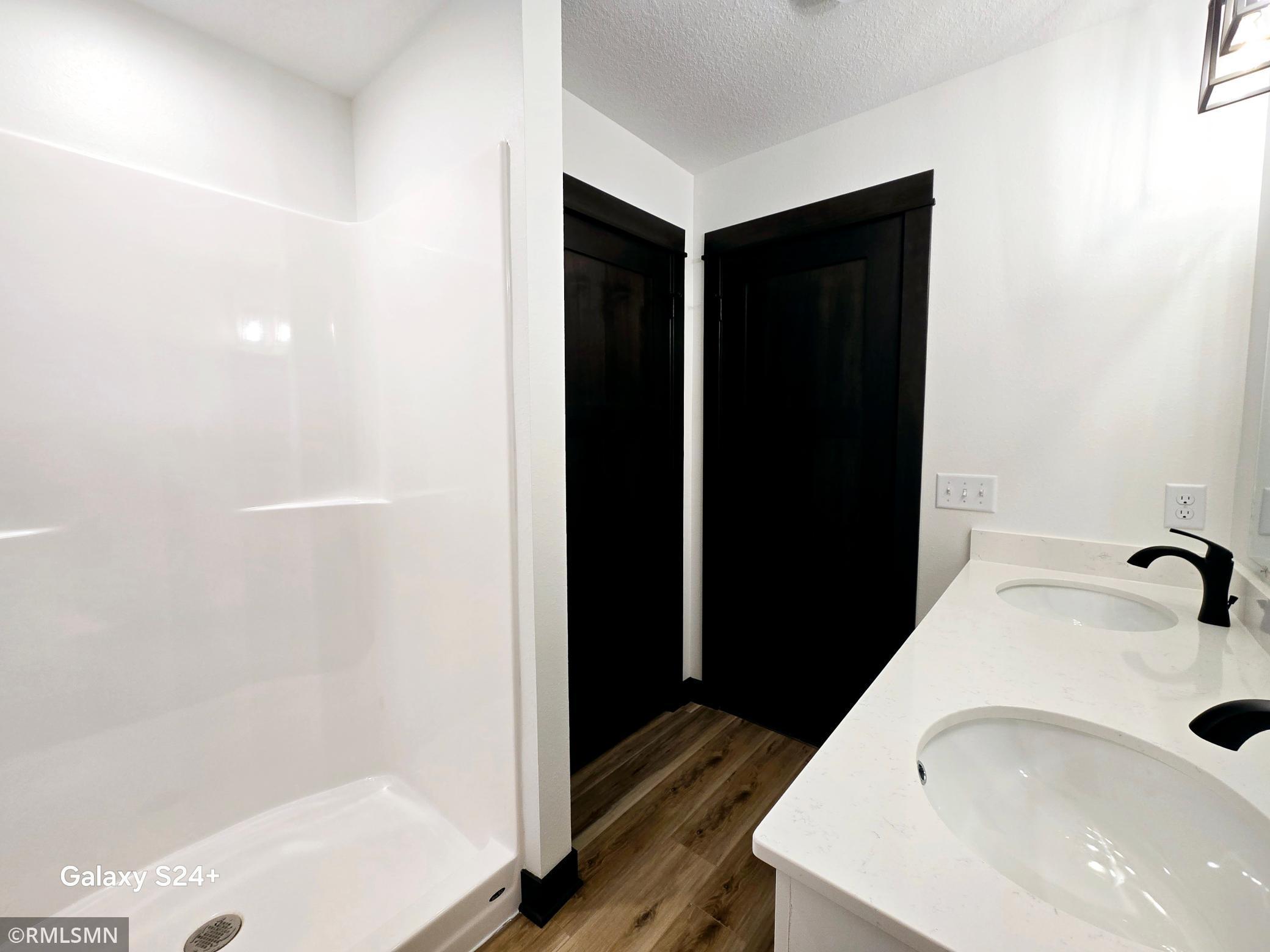 517 Lynch Street, Arlington, Minnesota image 24