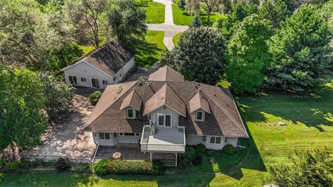 Homes For Sale - 5110 River Road<br/> Benton County, Sauk Rapids, MN 56379