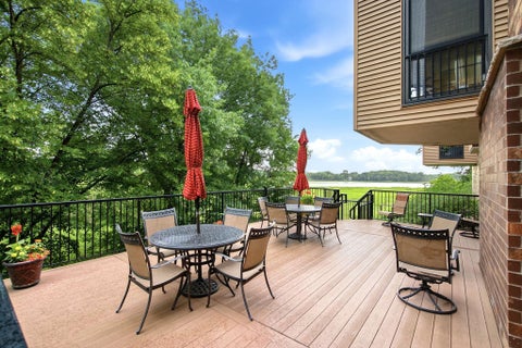 Condo For Sale - 14319 Stewart Lane<br/> Minnetonka, MN 55345