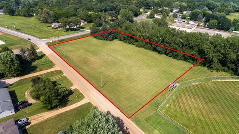 Vacant Land For Sale - XXX NORTH LOT South Street<br/> Sibley County, Henderson, MN 56044