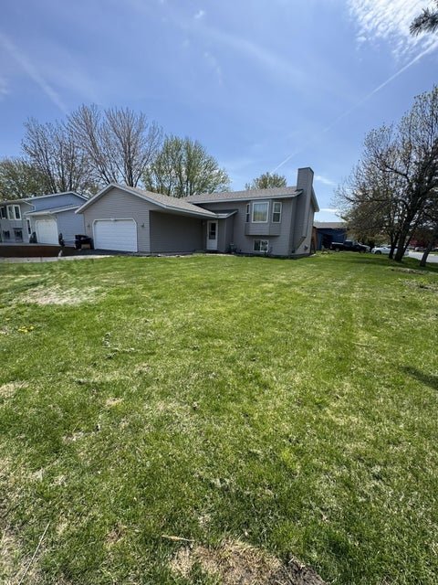 Homes For Sale - 5194 180th Street<br/> Dakota County, Farmington, MN 55024