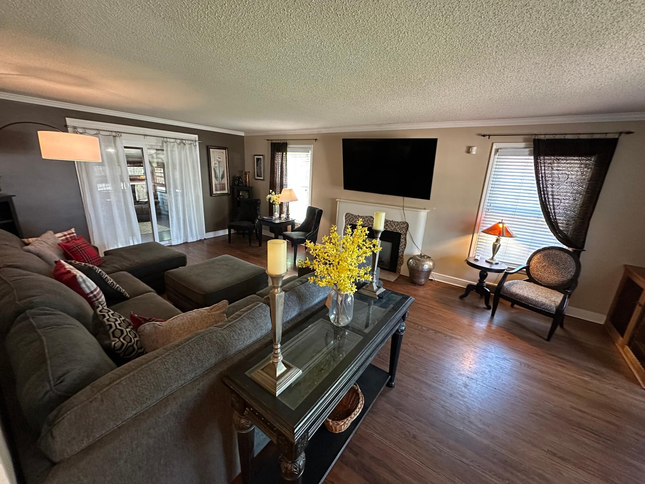 915 Becker Avenue, Willmar, Minnesota image 4