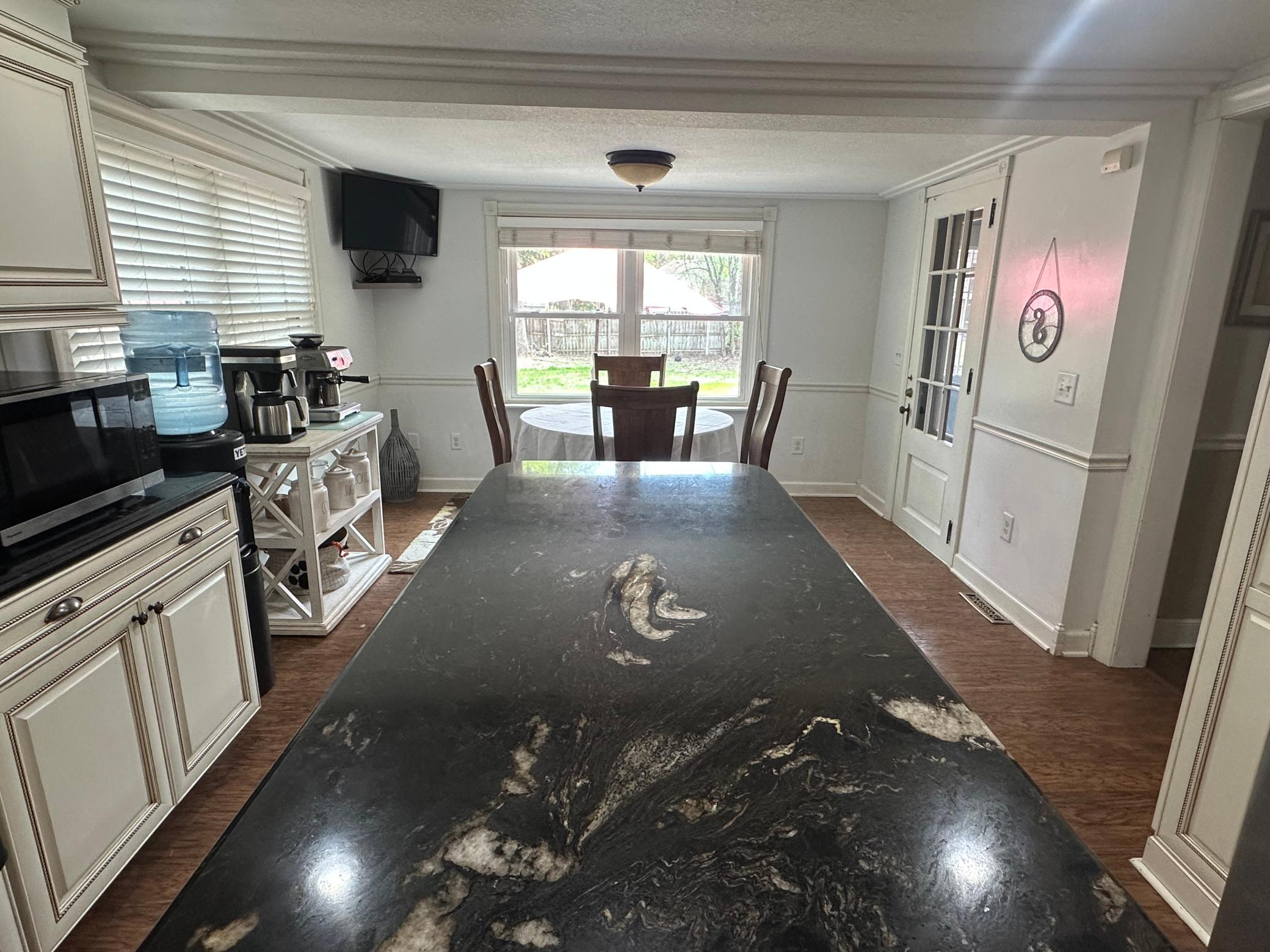 915 Becker Avenue, Willmar, Minnesota image 14