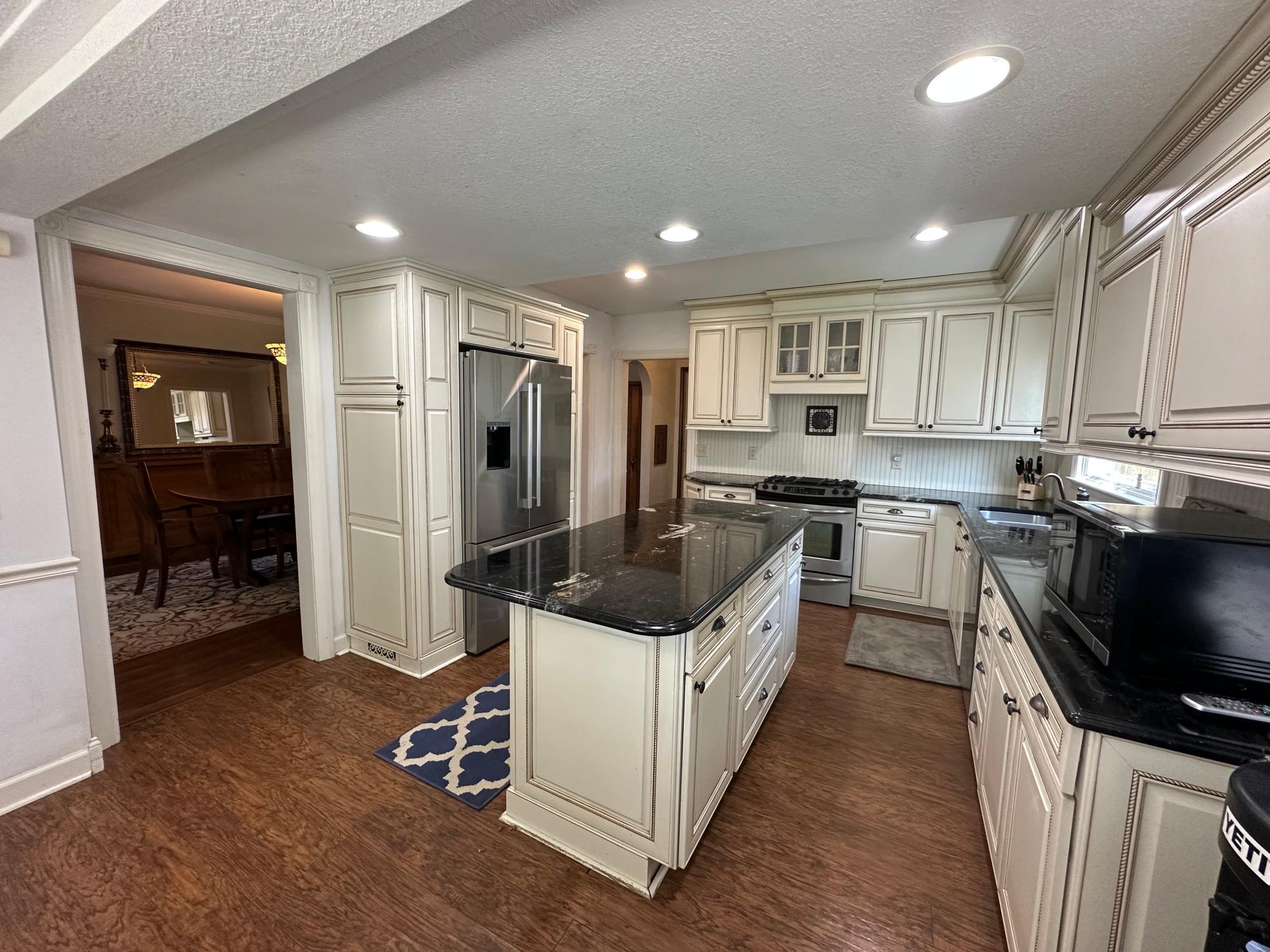 915 Becker Avenue, Willmar, Minnesota image 13