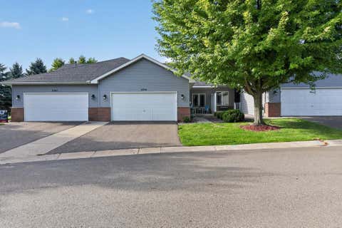 Townhouse For Sale - 2703 Village Drive<br/> Faribault, MN 55021
