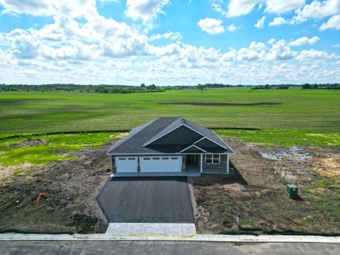 Homes For Sale - 520 Ramey Road<br/> Maple Lake, MN 55358