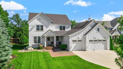 Homes For Sale - 2522 Woods Drive<br/> Victoria, MN 55386