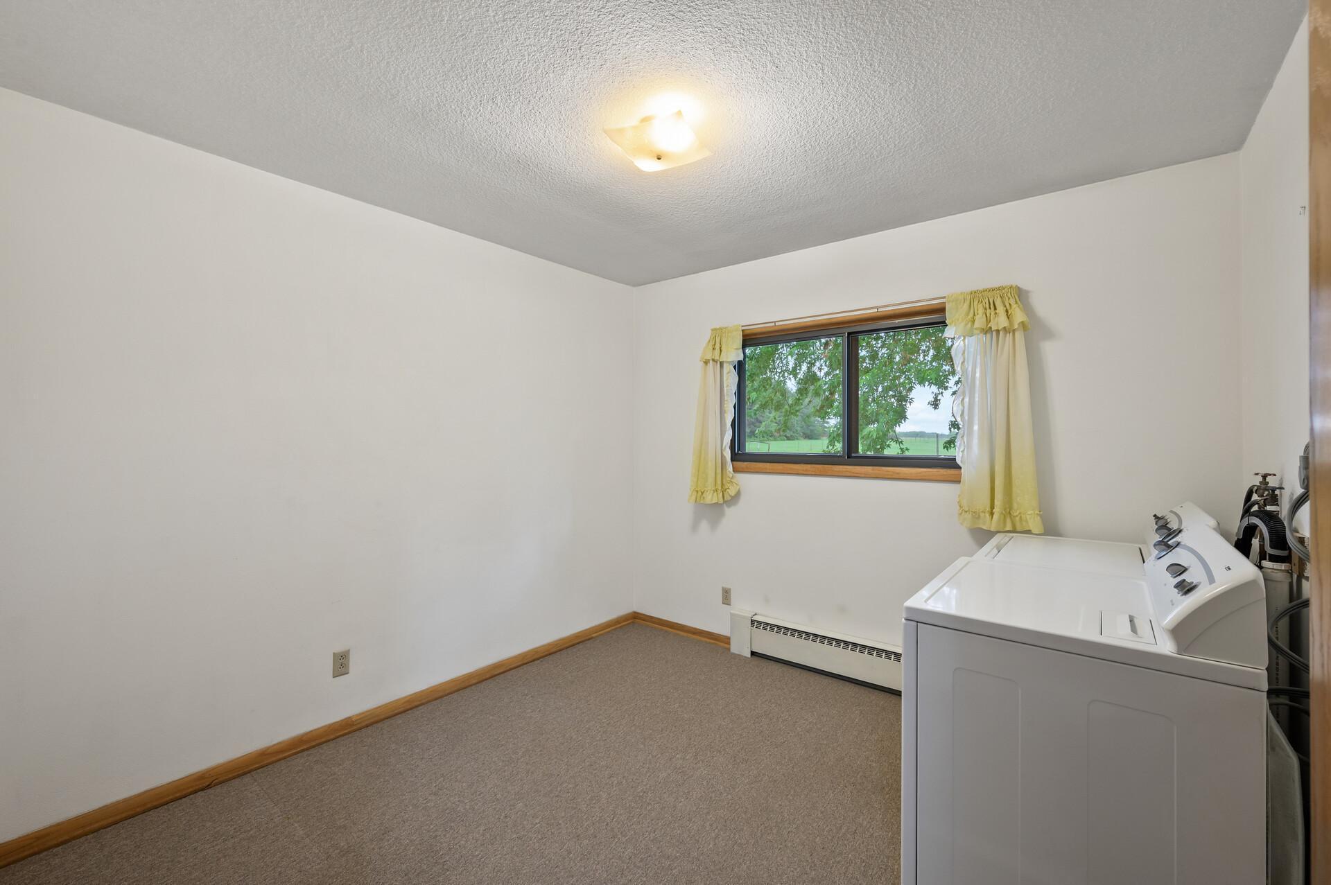28748 Palm Street, Isanti, Minnesota image 17