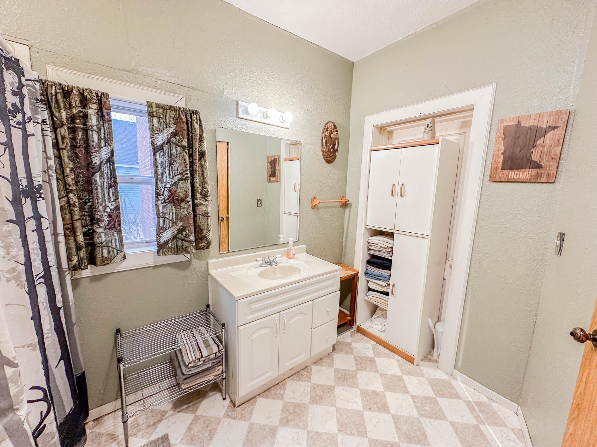 705 E Depue Avenue, Olivia, Minnesota image 10