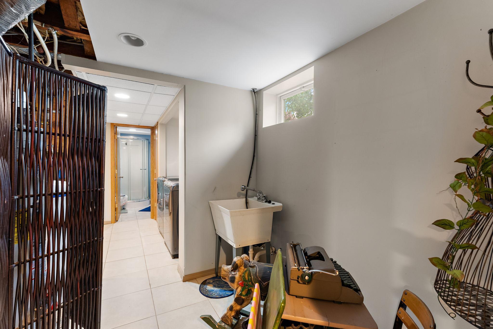 41 17th Avenue, Hopkins, Minnesota image 27