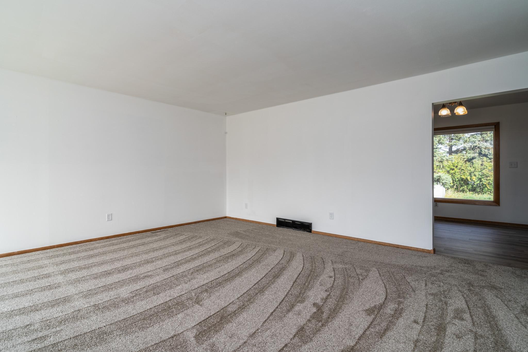 214 Golf Terrace, Crookston, Minnesota image 5