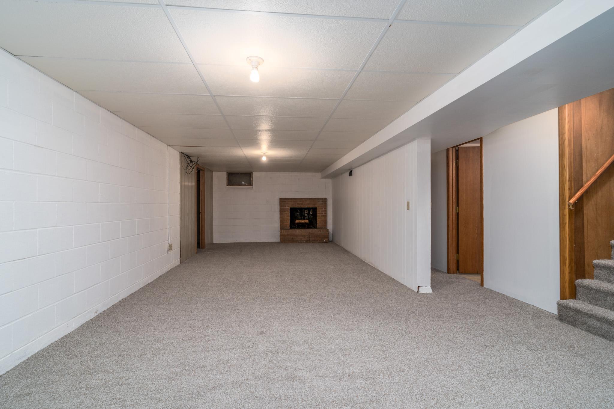 214 Golf Terrace, Crookston, Minnesota image 21