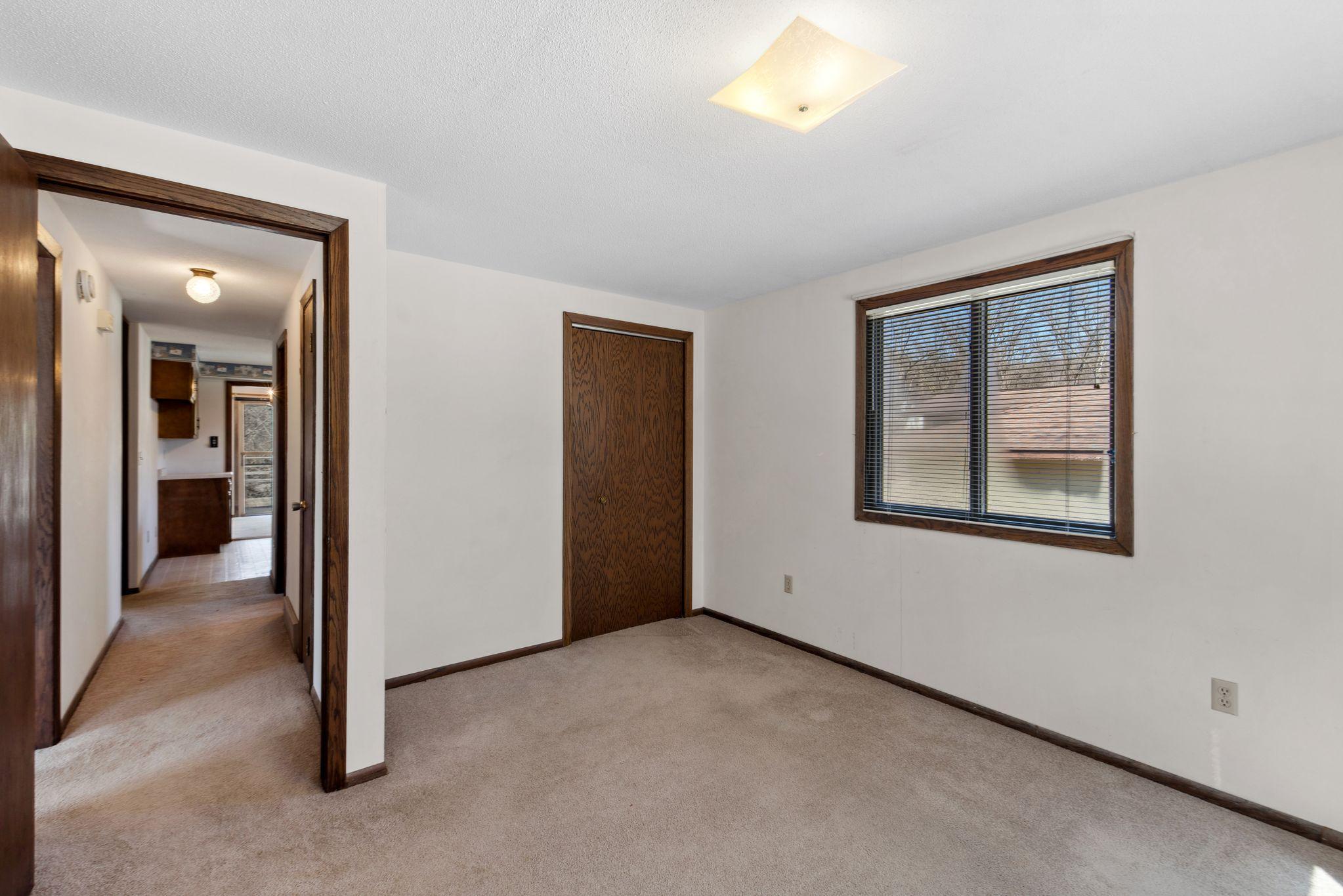 825 Hickory Lane, Winona, Minnesota image 10