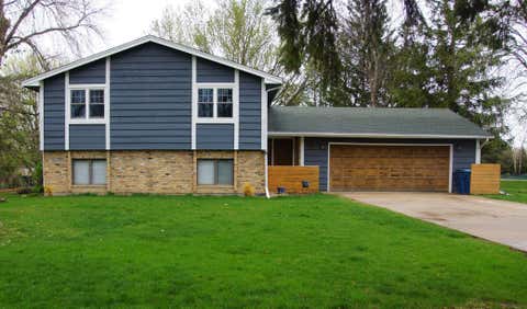 Homes For Sale - 700 80th Street<br/> Victoria, MN 55386