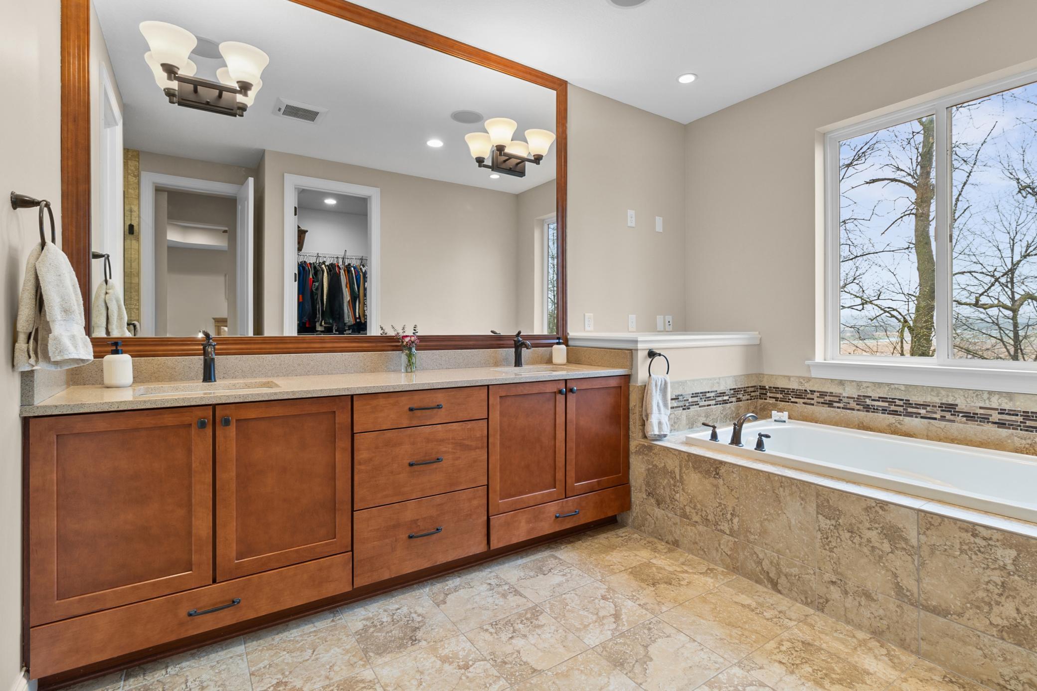 4139 Cavanaugh Drive, Hamel, Minnesota image 12