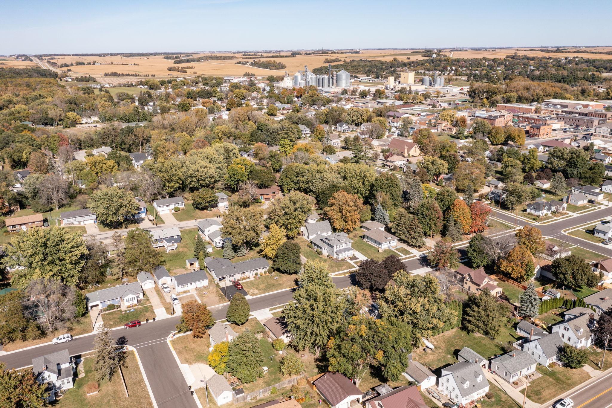 405 4th Street, Pine Island, Minnesota image 37
