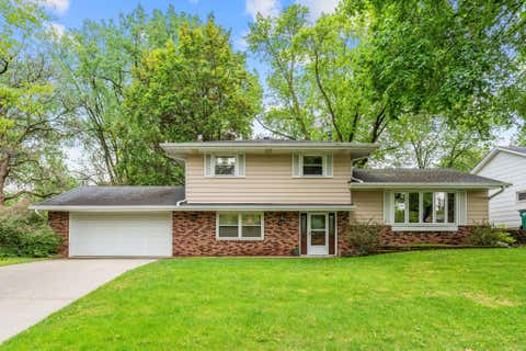 Homes For Sale - 868 Cobb Road<br/> Ramsey County, Saint Paul, MN 55126