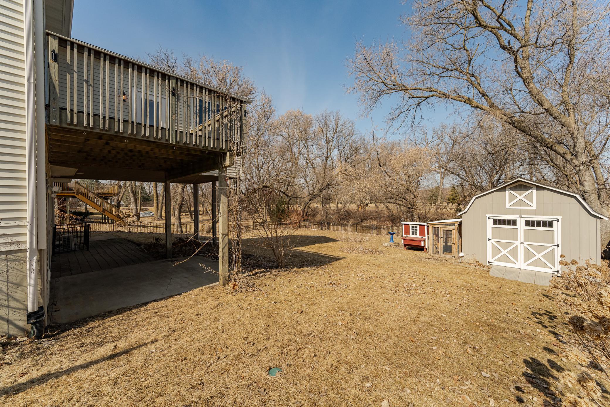 915 Southern Woods Place, Rochester, Minnesota image 3