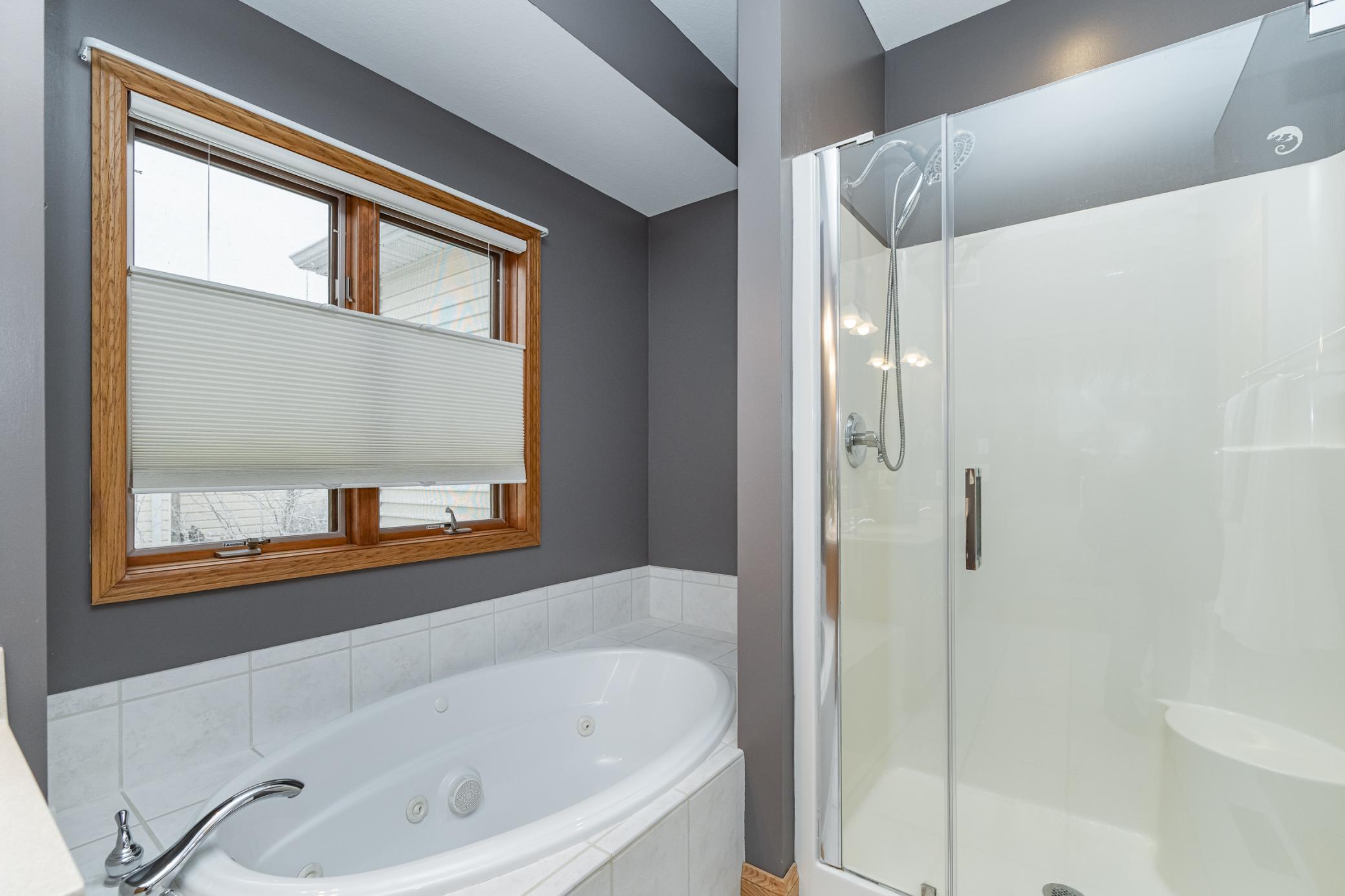 915 Southern Woods Place, Rochester, Minnesota image 26