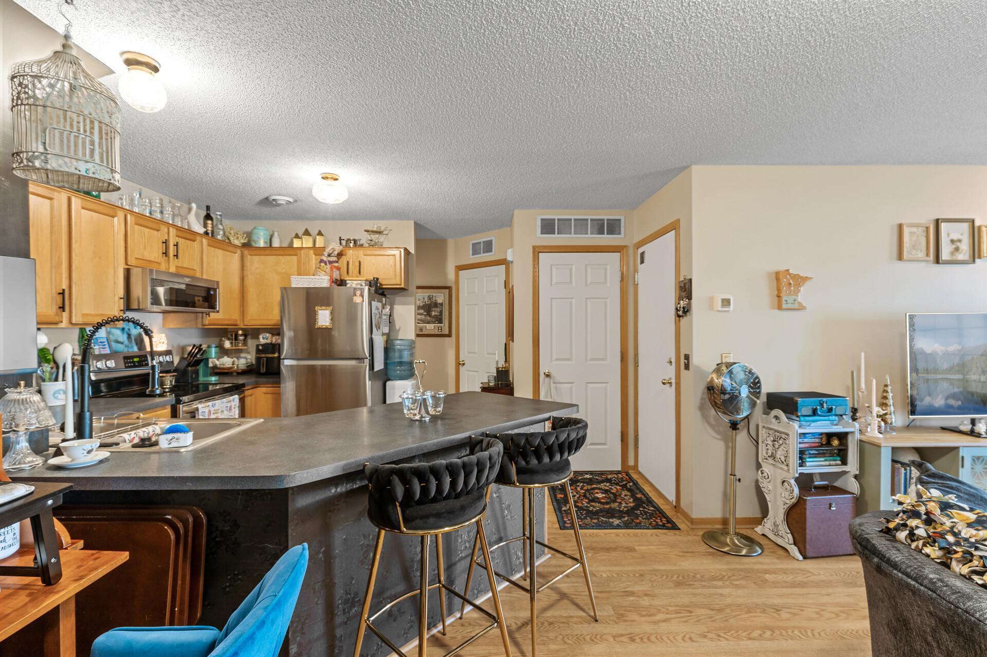 8731 Quarry Ridge Lane #D, Woodbury, Minnesota image 13