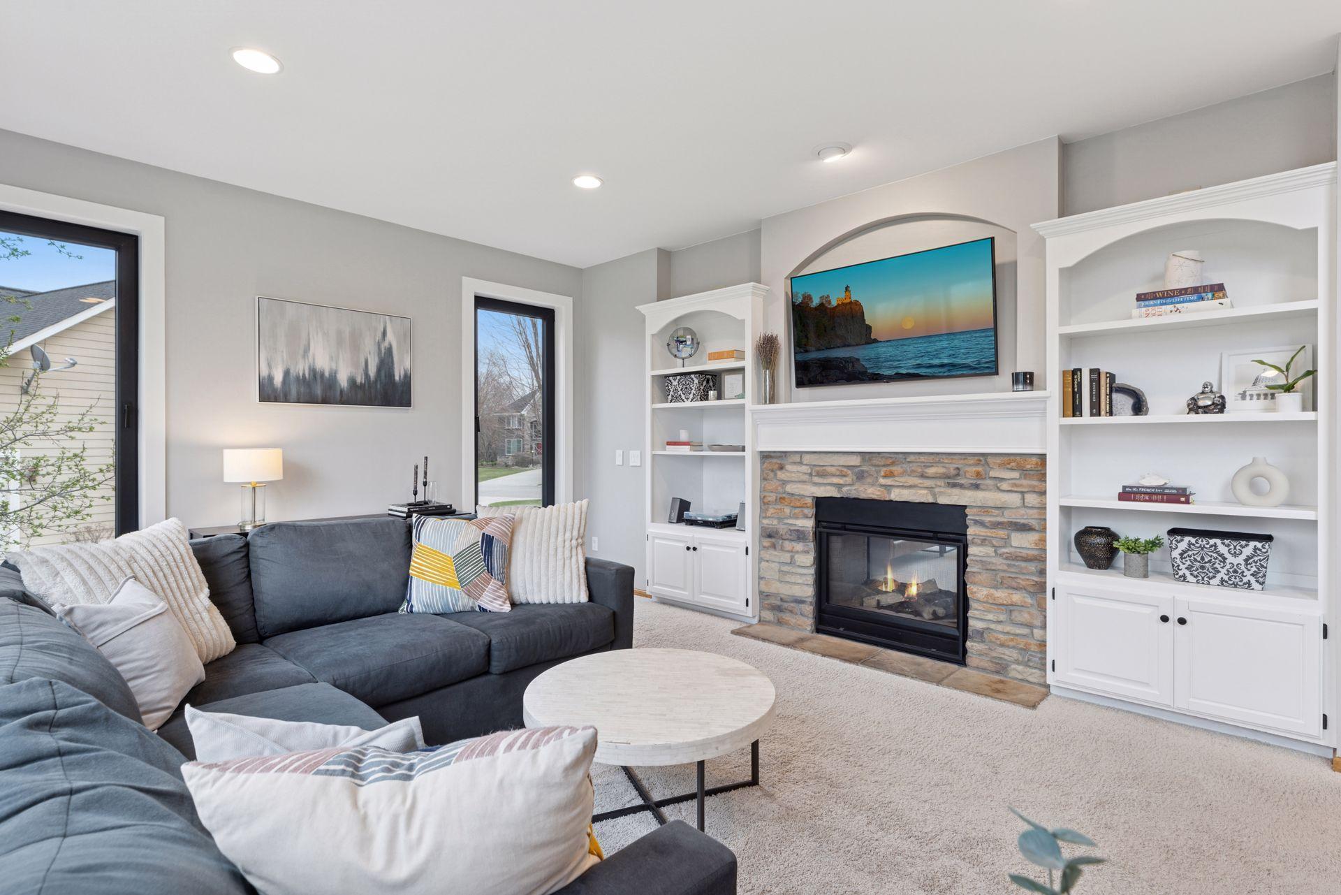 3519 Crestmoor Drive, Woodbury, Minnesota image 19
