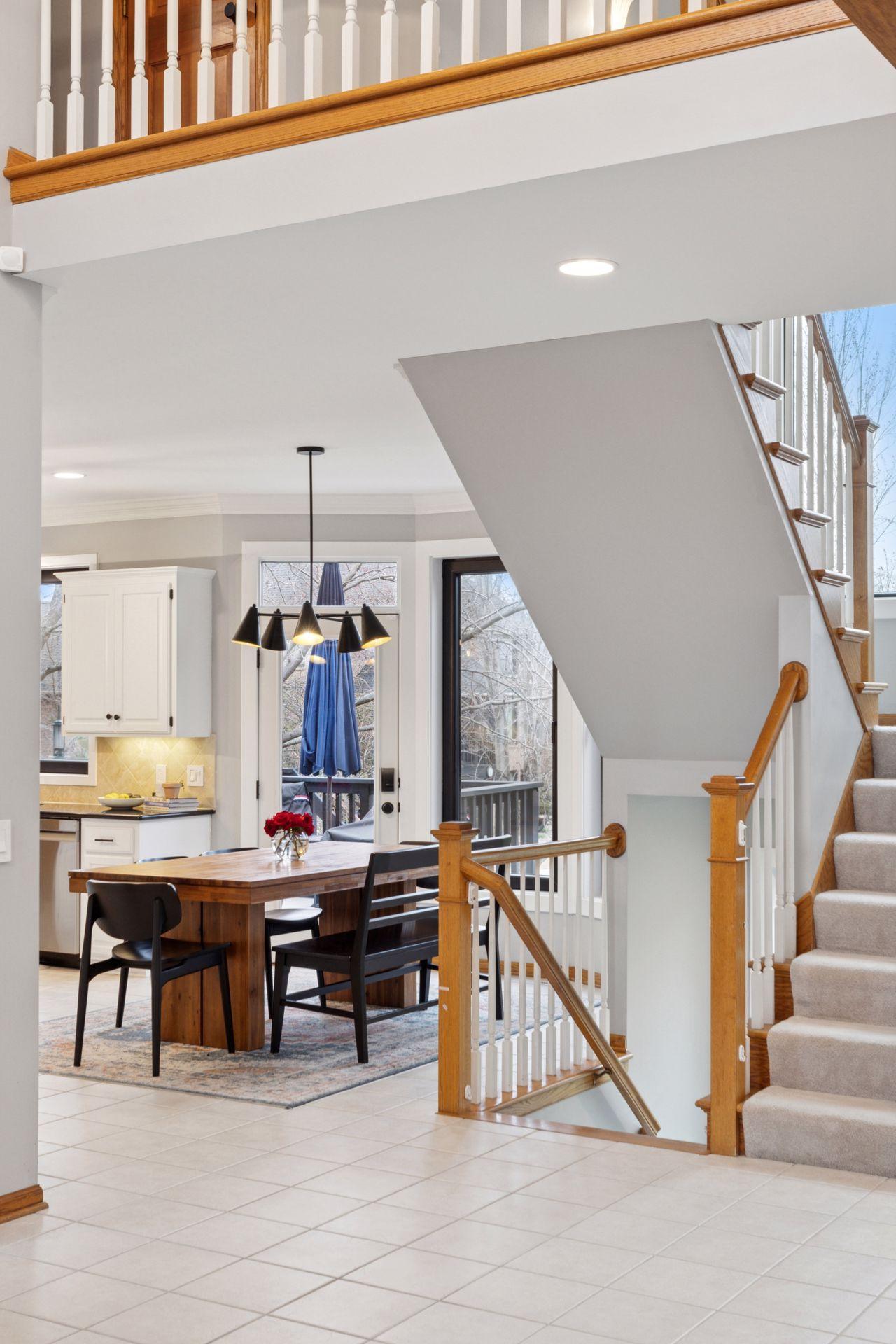 3519 Crestmoor Drive, Woodbury, Minnesota image 24