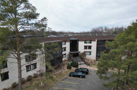 Condo For Sale - 4710 58th Avenue<br/> Minneapolis, MN 55429