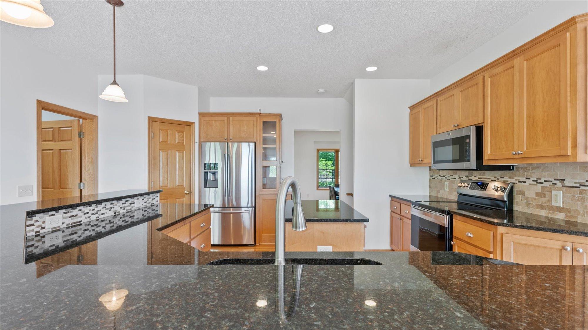 27285 Cambodia Avenue, Farmington, Minnesota image 45